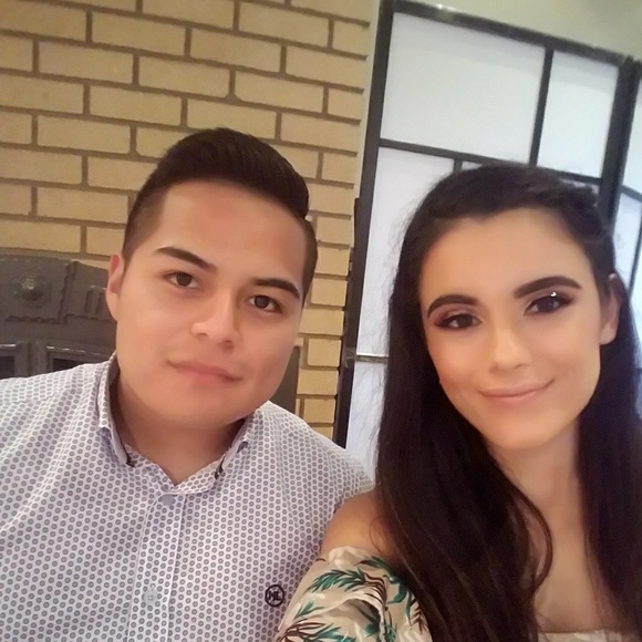 Meet your Posher, Elizabeth - Picture 2 of 4